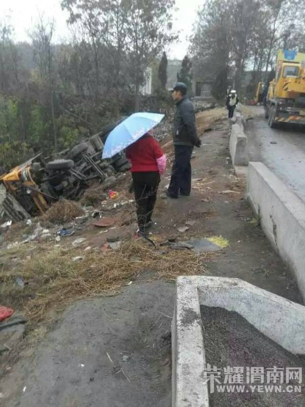 107��μ�����Ƕ�·˭�߶����ĵ�����ͦ�ֲ��ģ�