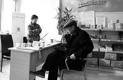 老人图便宜买大量"降糖药" 吃3年才发现是食品 老人图便宜买大量"降糖药" 吃3年才发现是食品