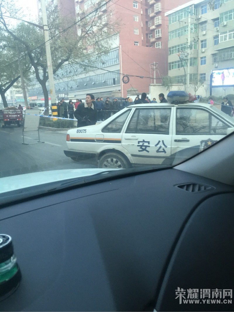 ����·�����զ�ˣ���������һ���ˣ�