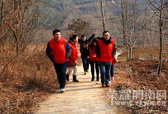 ů��2015�������ʼ����ļ���������𷢷���ļ���г�����־Ը�ߣ�