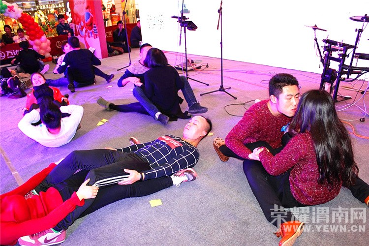 ����ͷ�ʥ����  μ�ϵڶ������Ǵ����ֳ�����ȫ�طţ�ͼ/�ģ�