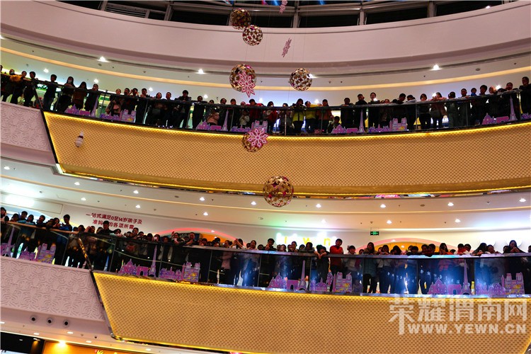 ����ͷ�ʥ����  μ�ϵڶ������Ǵ����ֳ�����ȫ�طţ�ͼ/�ģ�