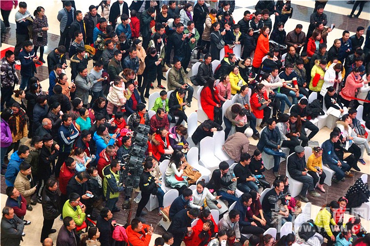 ����ͷ�ʥ����  μ�ϵڶ������Ǵ����ֳ�����ȫ�طţ�ͼ/�ģ�