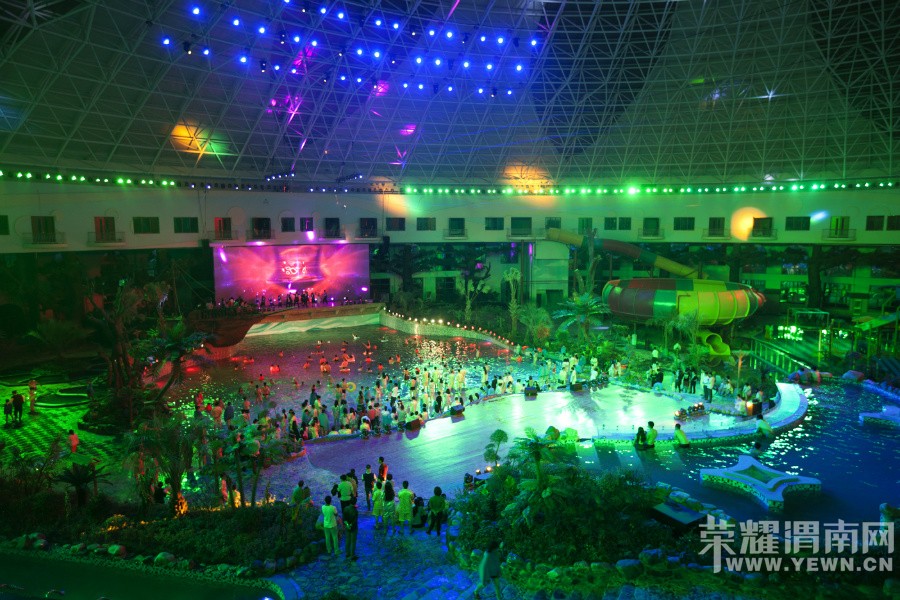 Ԫ����������Ͽ��ɽ��ѩ���͸���ɽ��Ȫ���������