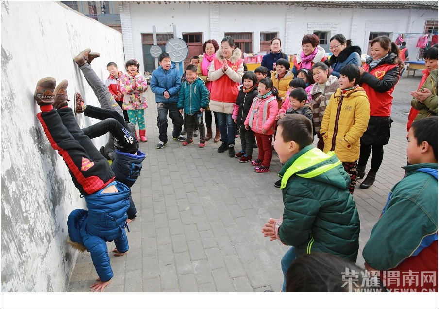 ����������---Ԫ��10��Ϊ���ض�ͯ��ʳƷ�С��