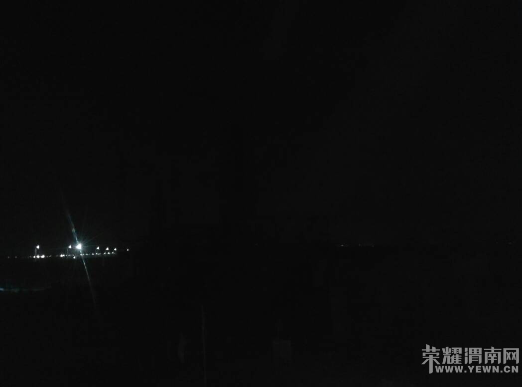 201043yzn9nk0zr758ac1n.jpg