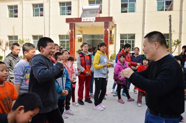 �ҵĲм���������֮��--���߽�μ������������ѧУ��