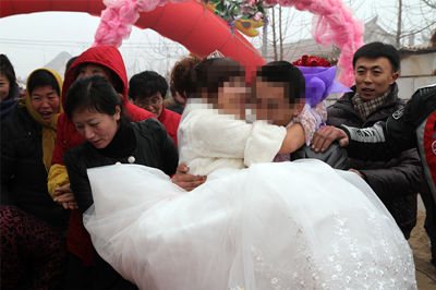 ���������ɵĸ�ĸ����ױ��֮��Ÿ����֣�