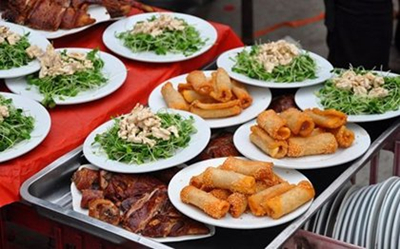 �μ������ѵĻ��񣬲�֪��ʲô�������ĳ�ϯ��