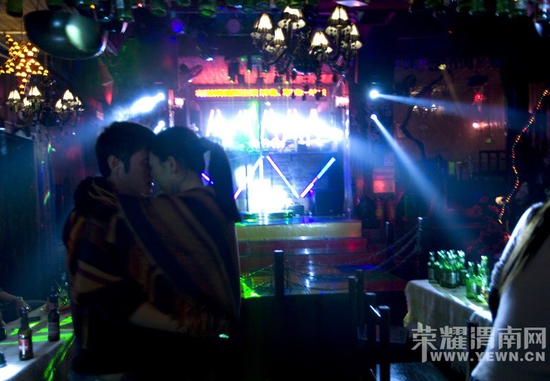 μ�ϡ�����ͬ�л��⡿��Ů�����żҽ��ػݣ�