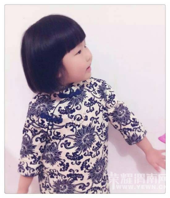 �䱾����-- һ��Ů����������