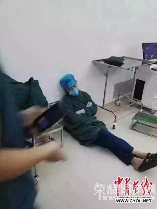 ҽӰ24Сʱ20̨͵˯(ͼ)
