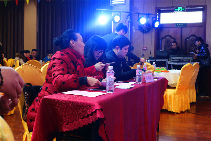 ����������������μ�Ϻ������ȫ�̻عˣ����ʲ��ݴ�����