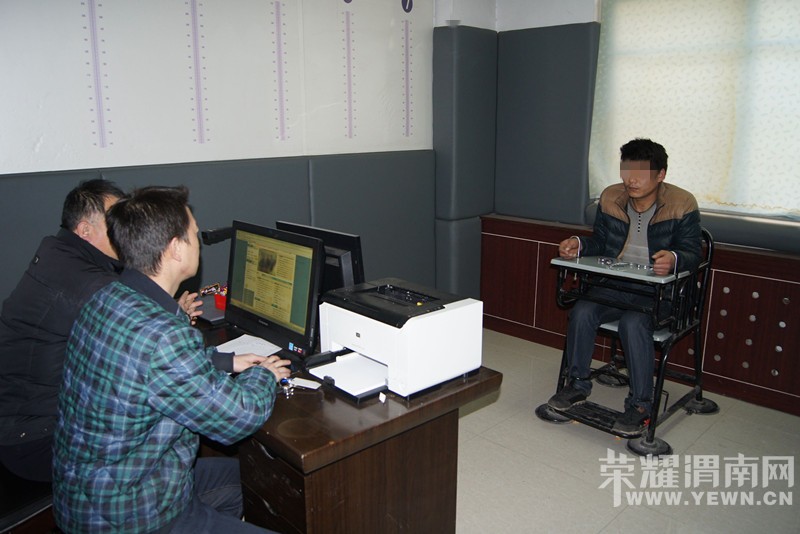 �ش�ϲѶ���ش�ϲѶ��μ�Ϸ�����������̥���ɹ�����