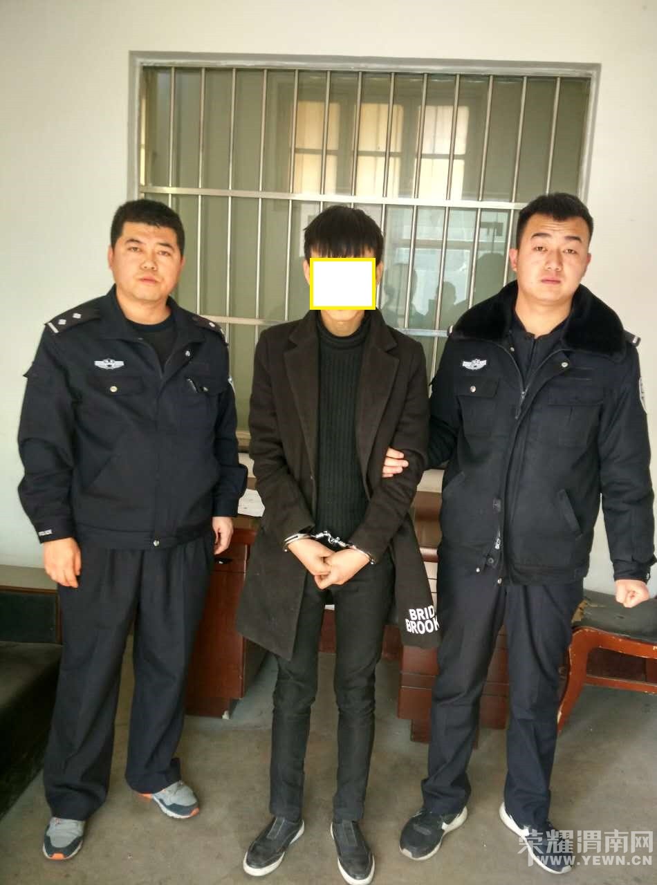 �����һ�����԰�ˮ����һ�ߵı���