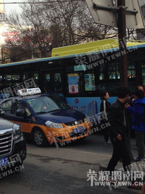 ���������·ʮ�֣����⳵�͹���������һ˲�䡰���ܽӴ����ˣ�