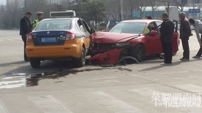 �ֳ�·�볯��·ʮ�ֳ��⳵��С�������ܽӴ����ˣ������£�