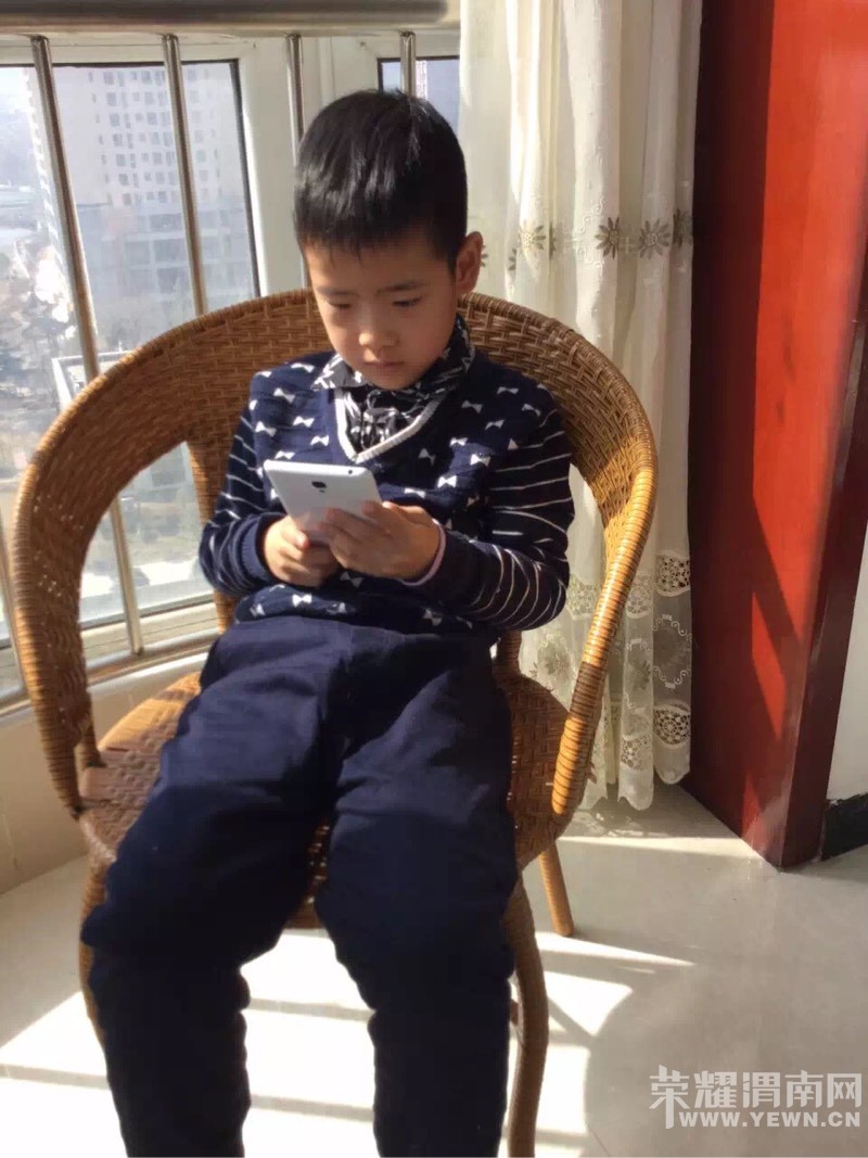 �������ϰ�����ƣ����ڵĺ��Ӳ�֪�����Ҹ�~