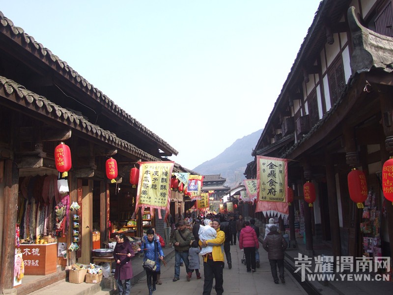 ����Խ���롿���ξ��ֲ�3��12--13���Ĵ����Źء��Ͳ˻������ѻ��ų����ж����Ρ�