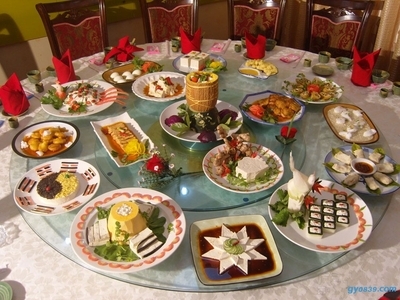 ����Խ���롿���ξ��ֲ�3��12--13���Ĵ����Źء��Ͳ˻������ѻ��ų����ж����Ρ�