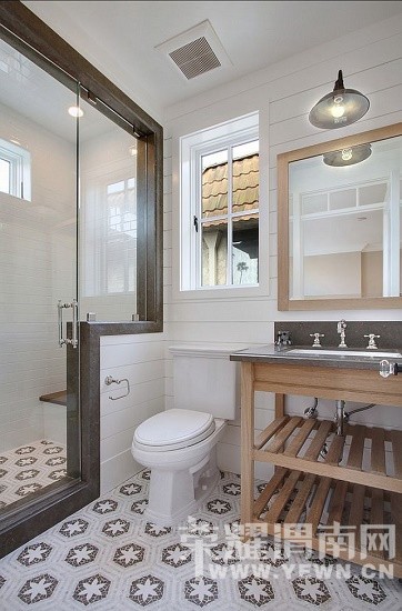 ǧ�ţ�������©ˮ�ˣ���ô�죡