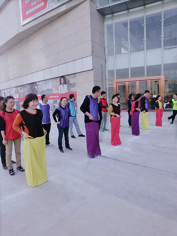 ��С�ô���һ���߽��׽졶����Ȥζ�˶��ᡷ�����Բ��������ֵ������ˣ�