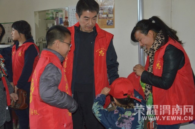 ���ľ���μ����ܫש��Ҥ�����庢����