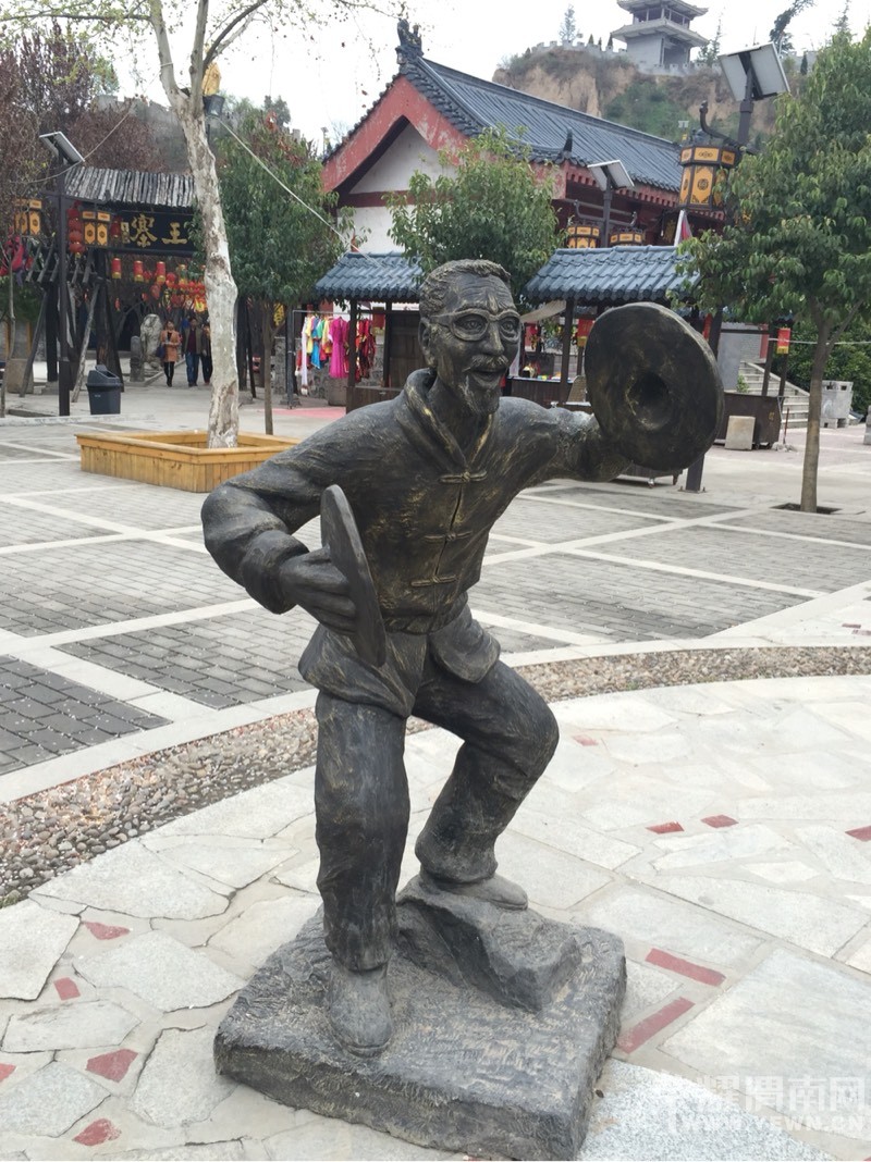 ��Ҷ������ˣ���λ�Ͷ������ǽ��տ��֣�