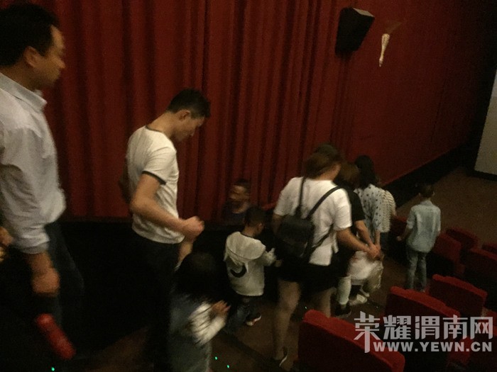 ���Ӹ�����Ӱ�Բ���������ۡ���С��֮���Ҳ�����������˼��