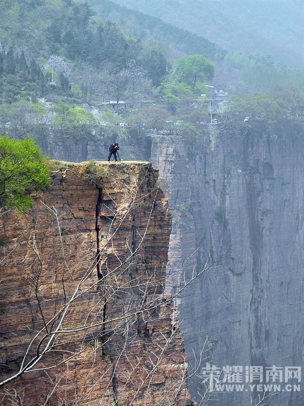 �й��и����ӣ�����������Σ�յĴ�ׯ��˭��ȥ�����ܸ�������һ������ɣ���