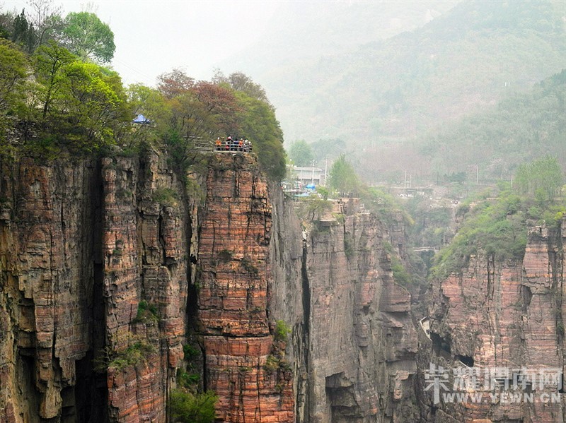 �й��и����ӣ�����������Σ�յĴ�ׯ��˭��ȥ�����ܸ�������һ������ɣ���