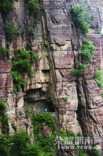 �й��и����ӣ�����������Σ�յĴ�ׯ��˭��ȥ�����ܸ�������һ������ɣ���