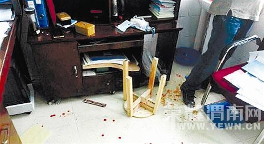 μ�ϸ�����һ����Ϊ����Ů����  Ź��ҽ������������