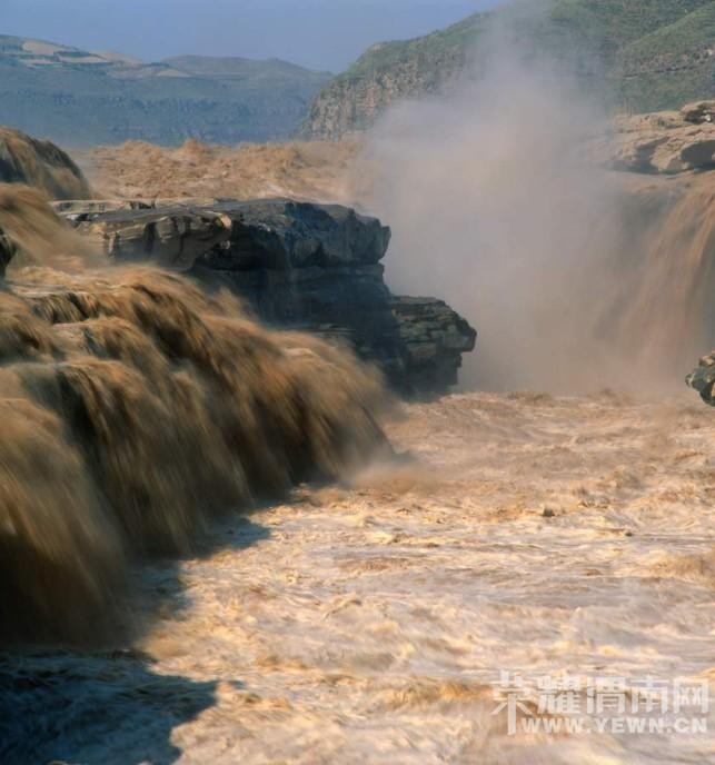 ��μ���߲ʻ��⡿5��19�գ������ģ��й��ڶ����ɫ�ٲ�ɽ�����غ����ٲ�׳��һ����