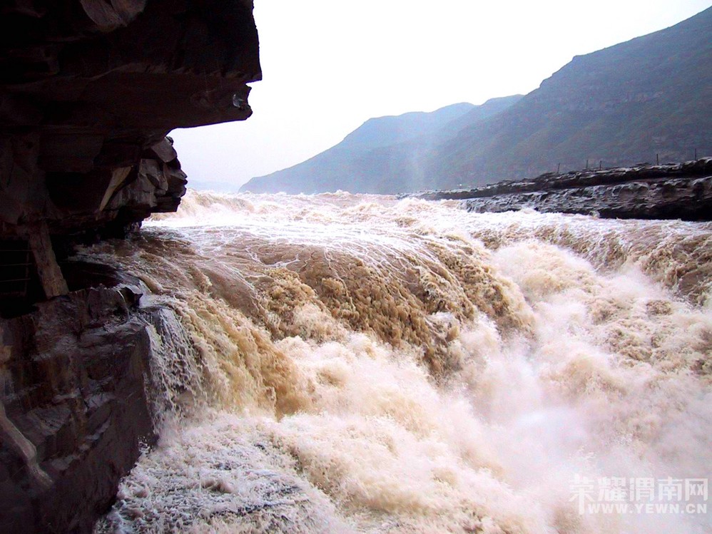 ��μ���߲ʻ��⡿5��19�գ������ģ��й��ڶ����ɫ�ٲ�ɽ�����غ����ٲ�׳��һ����