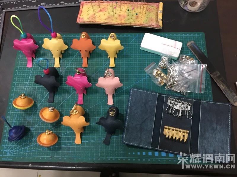 �ֹ�����Ƥ������Ƥ����Կ�װ��������գ����԰�̯��~