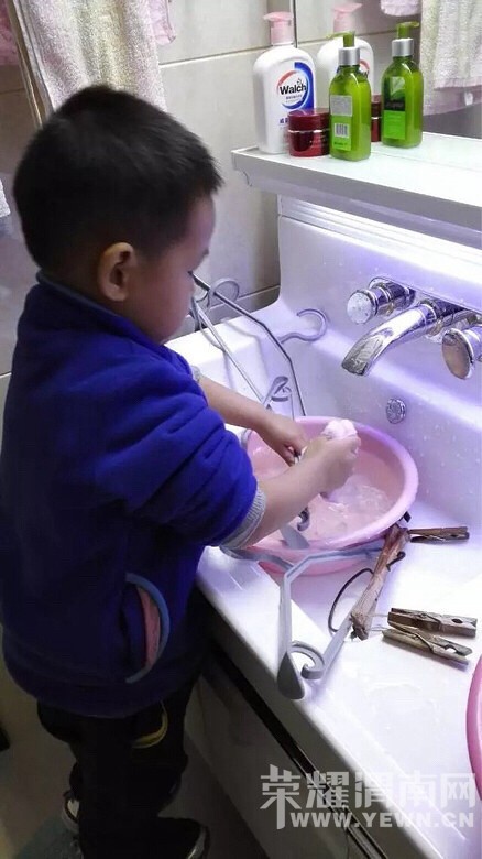 �Ҽ��и��Ȱ��Ͷ���С���ޣ���ʡ������~~��������~