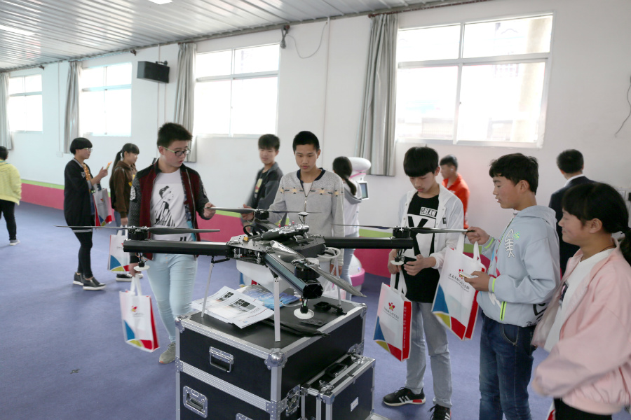 ���˻�������������������Ĺ�����μ�����ѧУ������Բ���Σ����ܸ�����ù�����