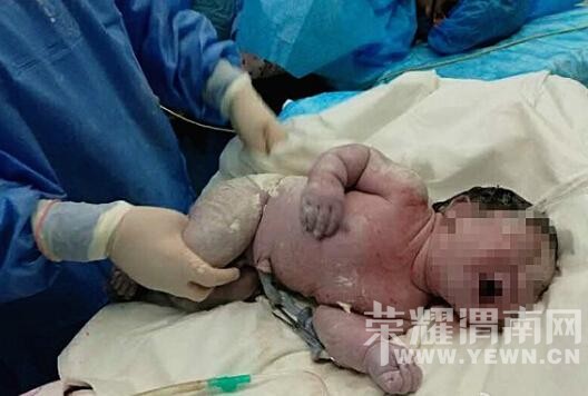 ����һ�и�����12���ؾ�Ӥ ����ҽ����ʿ��ͼ��