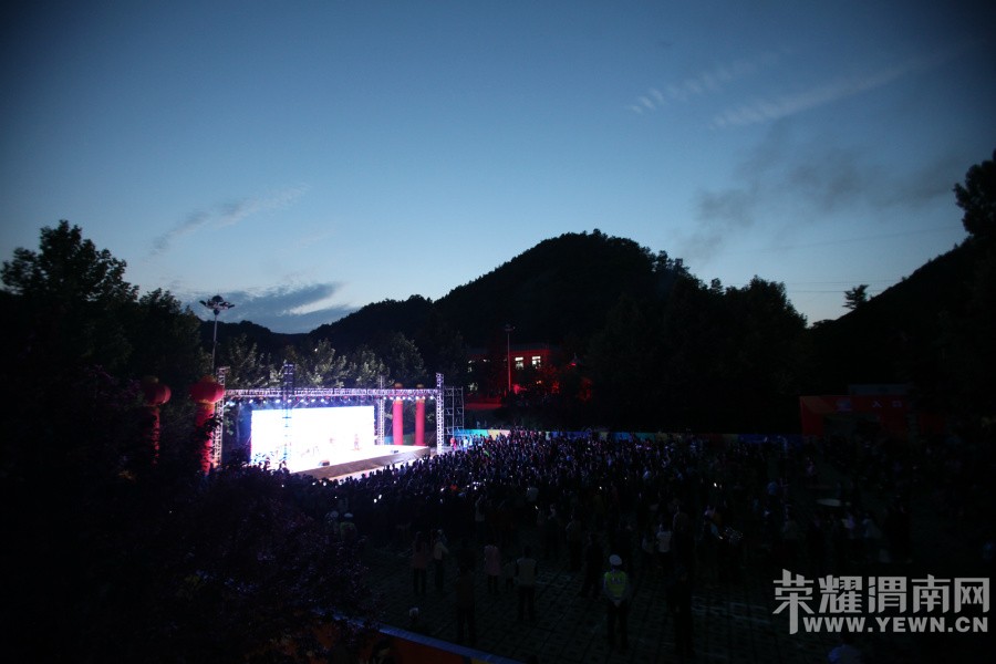 ԥ����Ͽ�ȳɹ��ٰ��ʮ��ȫ��˫��̥Ư���񻶽ڣ�