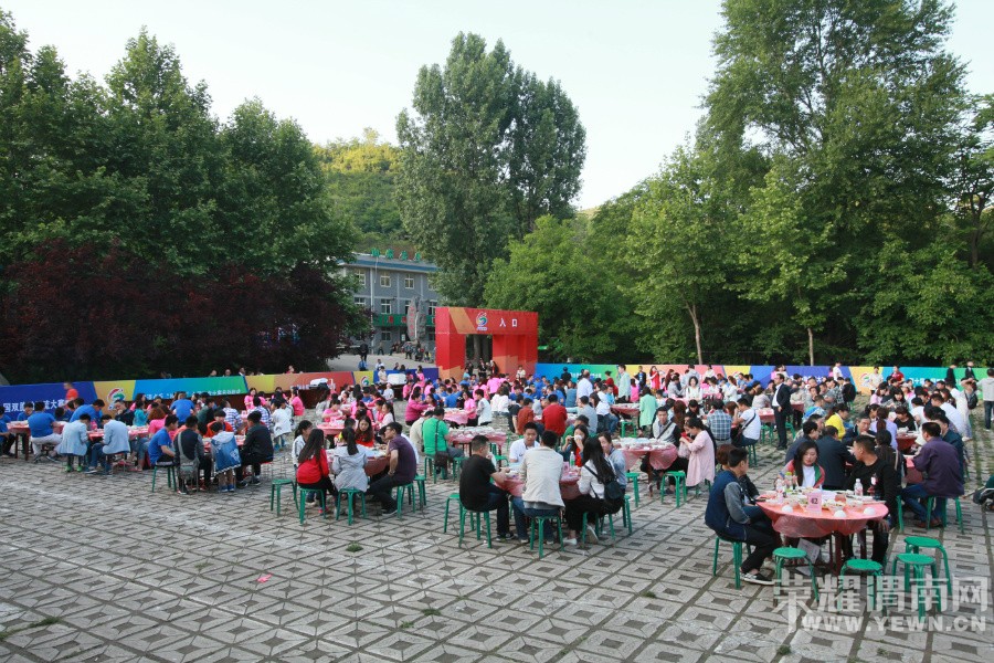 ԥ����Ͽ�ȳɹ��ٰ��ʮ��ȫ��˫��̥Ư���񻶽ڣ�