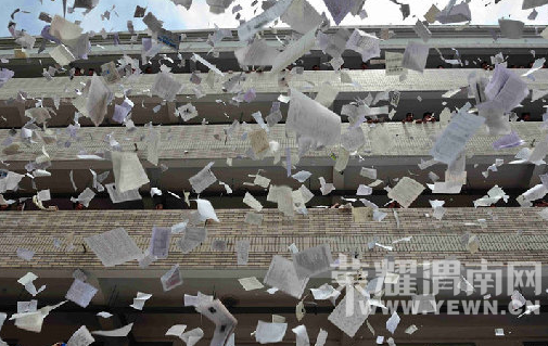 μ��ĳ����ѧ����ǰ˺����Ȱ�� �������򻹶���