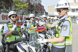 ��μ���������߿�����Ħ��С�ֶ� Ϊ�߿�������ͼ��