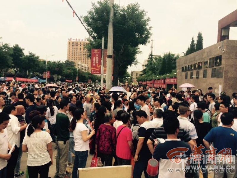 ������������ѧ�߿�������ĵȴ�����