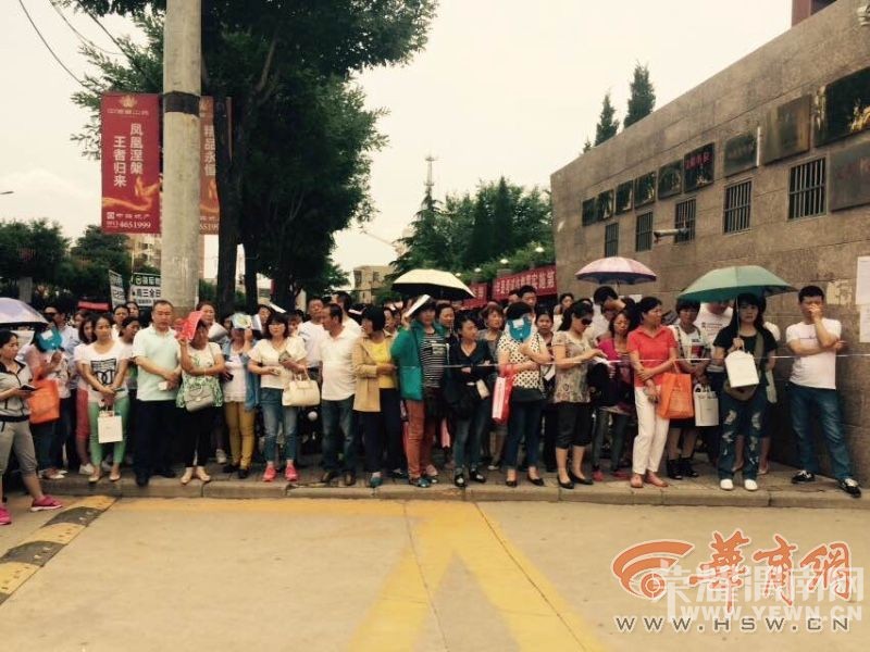 ������������ѧ�߿�������ĵȴ�����