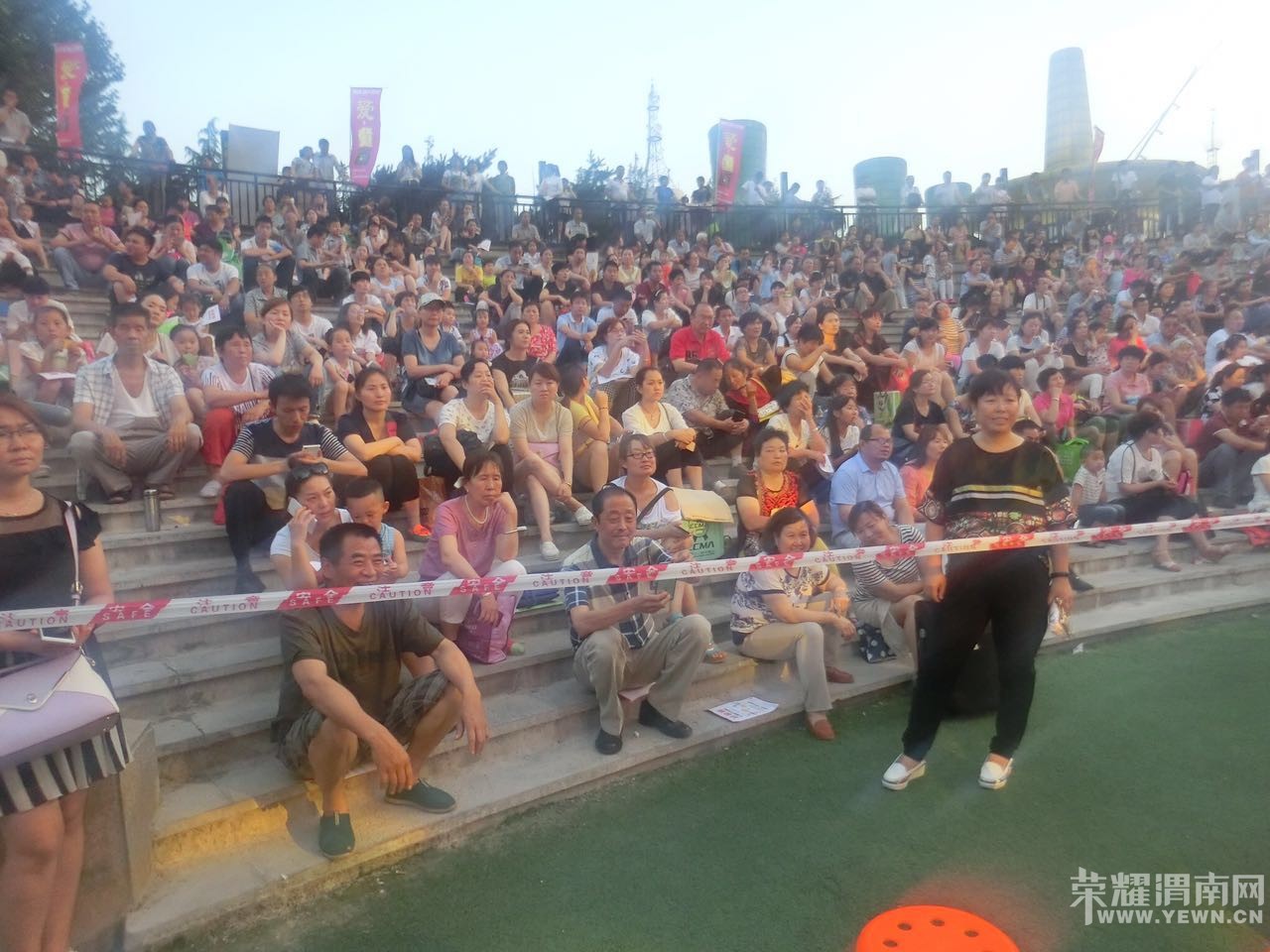 �Ŵ��׽��ٶ��Ļ������ڿ�Ļʽ��ʵ������ͼ��