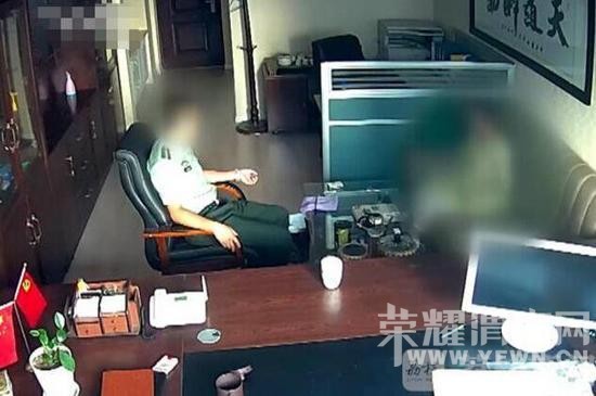 ��ǧ�ġ����Ӽ�ð������8Ů�Ӱ칫�ҷ�����ϵ ȫ��¼��