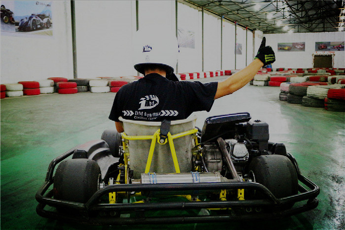 6��19�գ�������ҫһ��ȥ����μ�ϡ�DM������Ư�ƾ��ֲ���