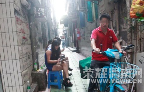 ���ĺ���15��Ů���ѧ��Ϊվ��Ů���� ��ץ��ڡ�V��