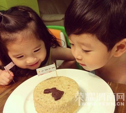 ����������һ����Ҹ���������ҵ��ĸα�����